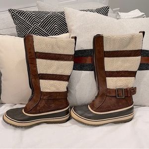 Sorel Women’s Helen of Tundra II waterproof snow boot/Leather & Sherpa• SIZE 9